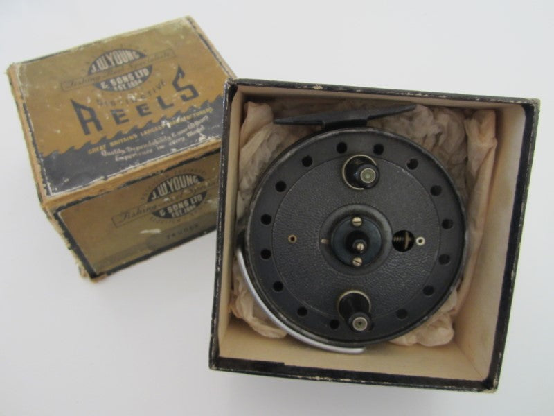 J W Young Trudex Centrepin Vintage Fishing Reel. Boxed. – Vintage 