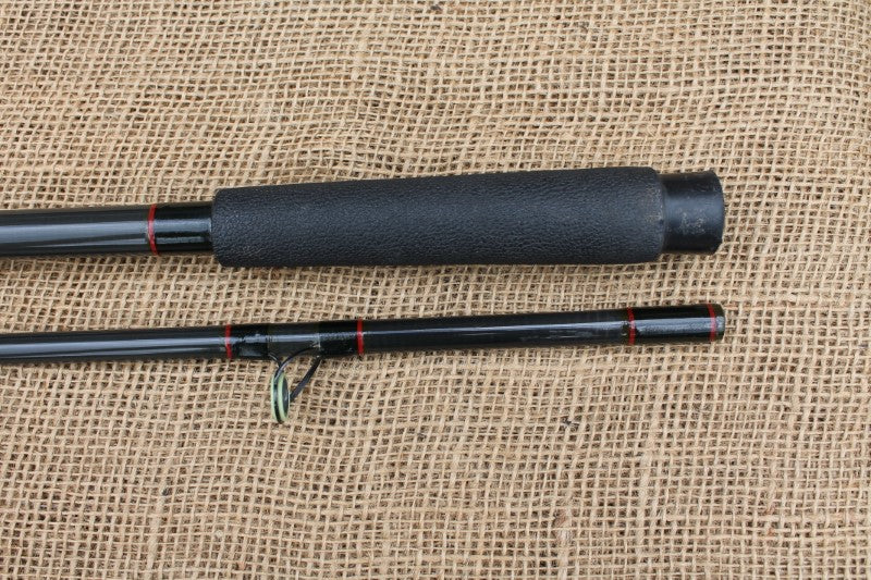 1 x Simpsons Of Turnford Kevin Maddocks Carbon Formula 1 Old School Carp Fishing Rod. Early 1990s.